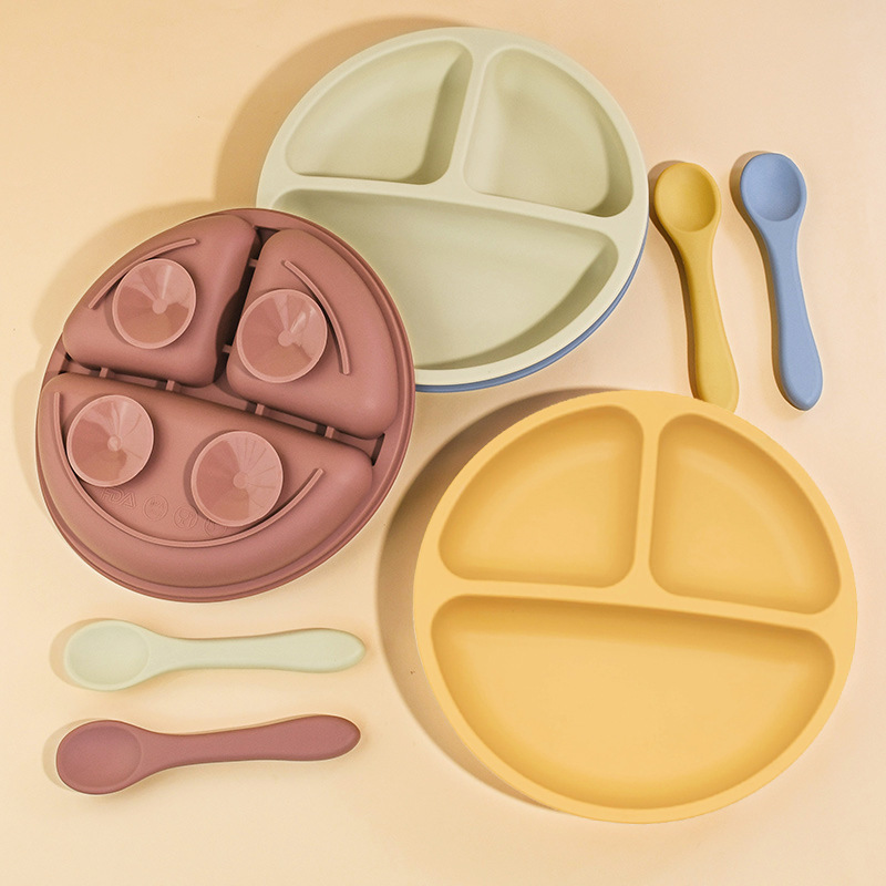 5Pcs Silicone Baby Feeding Set - Baby Food Grater recensione e prezzo